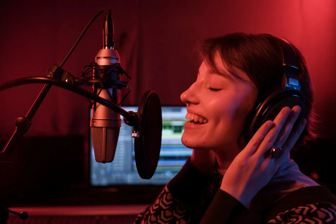 Voice Over & Dubbing